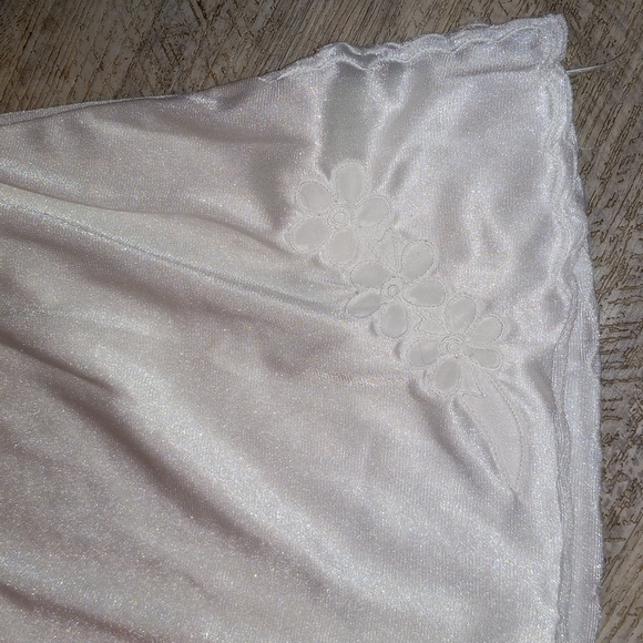 1960's knee length half slip.  Flower detail XL - Picture 2 of 7